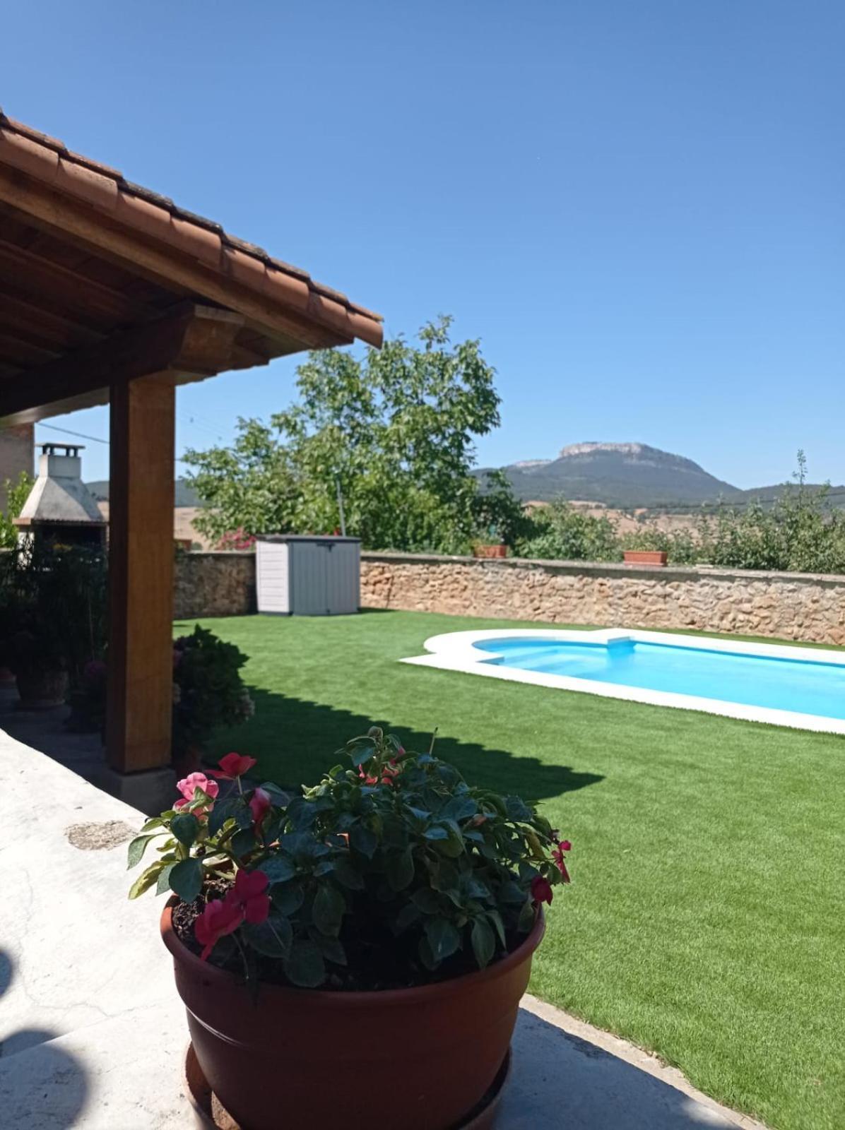 El Encinedo Villa Genevilla Exteriör bild